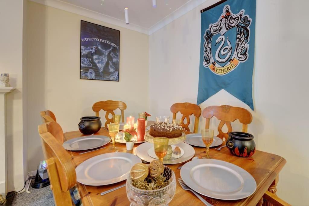 Harry'S House Apartment Watford  Bagian luar foto