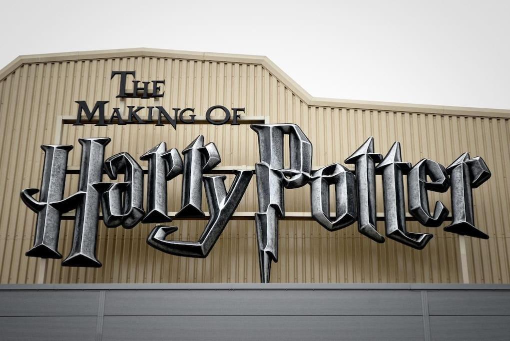 Harry'S House Apartment Watford  Bagian luar foto